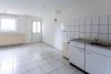 EIN-ZWEIFAMILIENHAUS mit Einliegerwohnung, Scheune und großem Grundstück - Einliegerwohnung