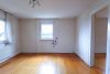 EIN-ZWEIFAMILIENHAUS mit Einliegerwohnung, Scheune und großem Grundstück - Schlafzimmer EG