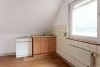 EIN-ZWEIFAMILIENHAUS mit Einliegerwohnung, Scheune und großem Grundstück - Küche OG