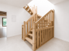 FAMILIENFREUNDLICHES EFH – viel Platz, großer Keller,und zwei Terrassen - Treppe KI optimert