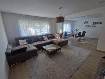 Exklusive 4-Zimmer-Wohnung – viel Platz für Familie, Arbeit und Freizeit, 76227 Karlsruhe, Wohnung