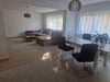 Exklusive 4-Zimmer-Wohnung – viel Platz für Familie, Arbeit und Freizeit - Wohnzimmer